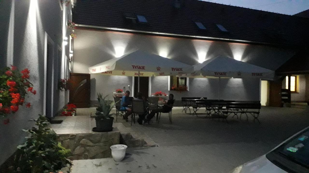 Zajazd Zacheta Kamienna Gora Exteriér fotografie