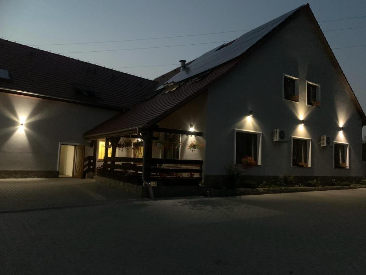 Zajazd Zacheta Kamienna Gora Exteriér fotografie