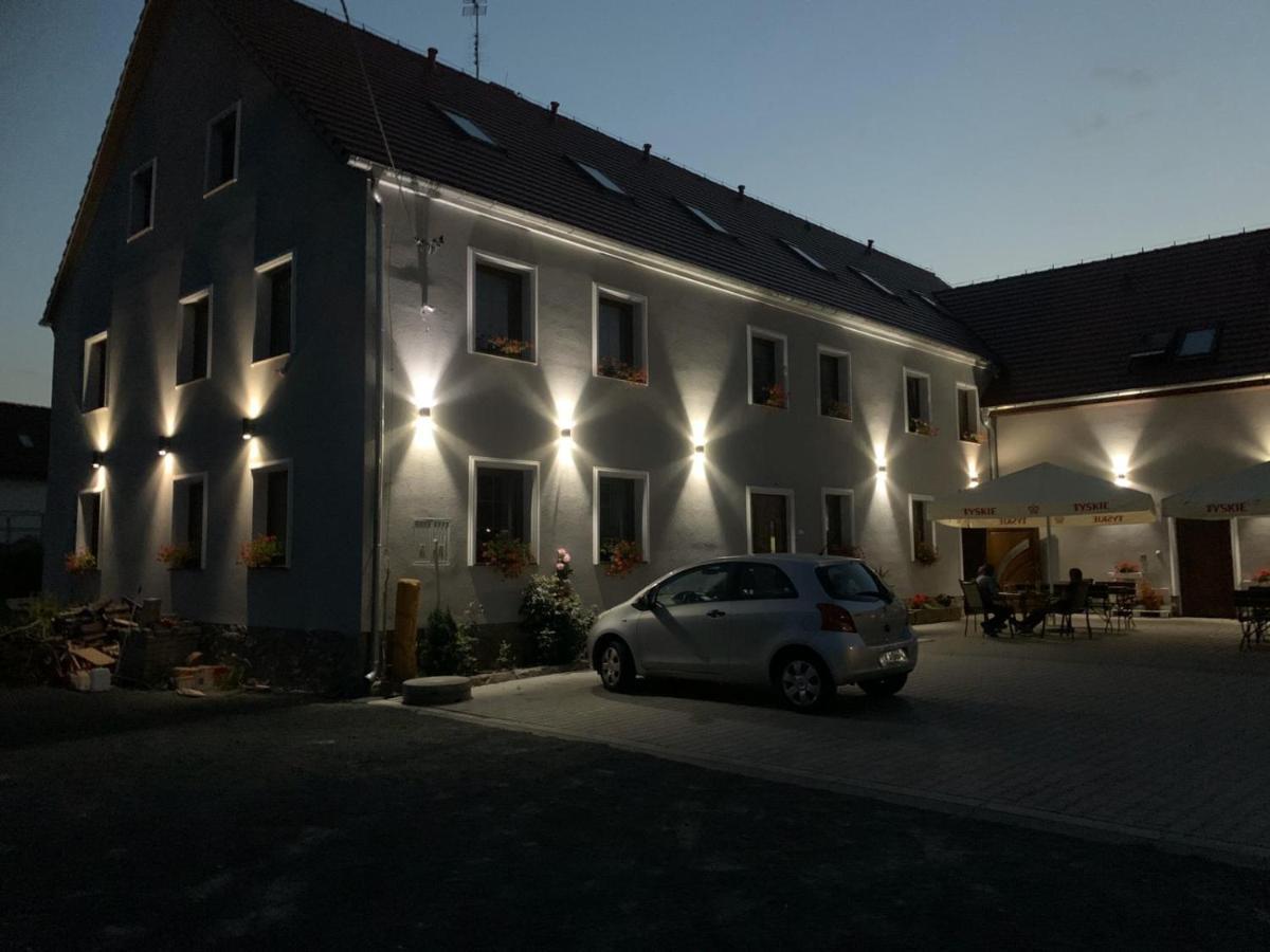 Zajazd Zacheta Kamienna Gora Exteriér fotografie