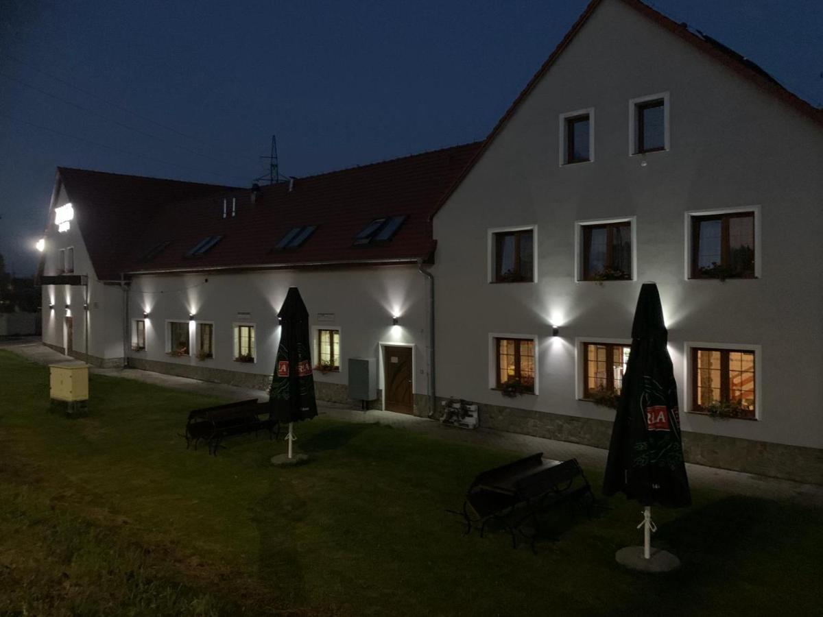 Zajazd Zacheta Kamienna Gora Exteriér fotografie